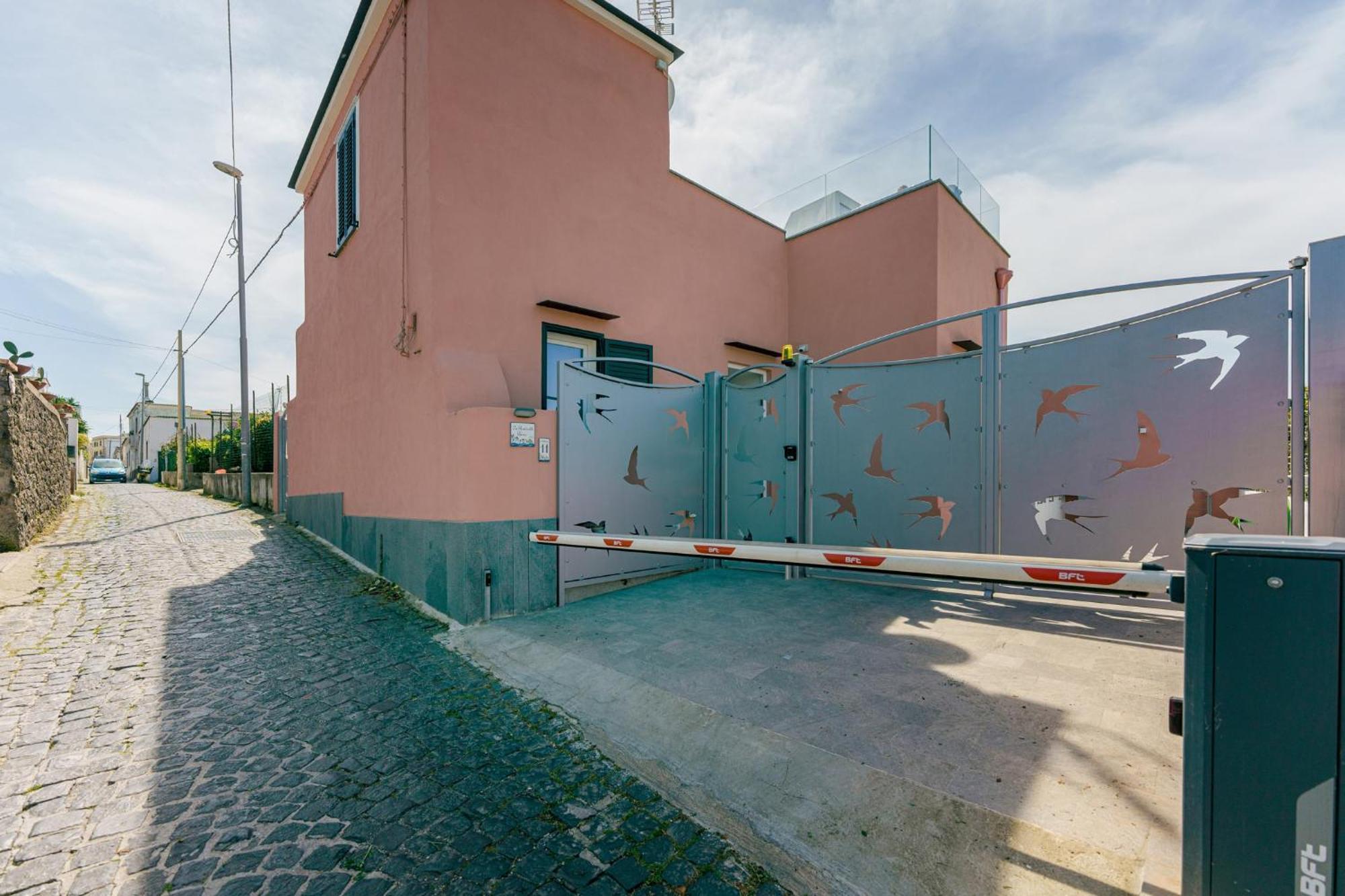 Le Rondinelle Rooms Procida Eksteriør billede