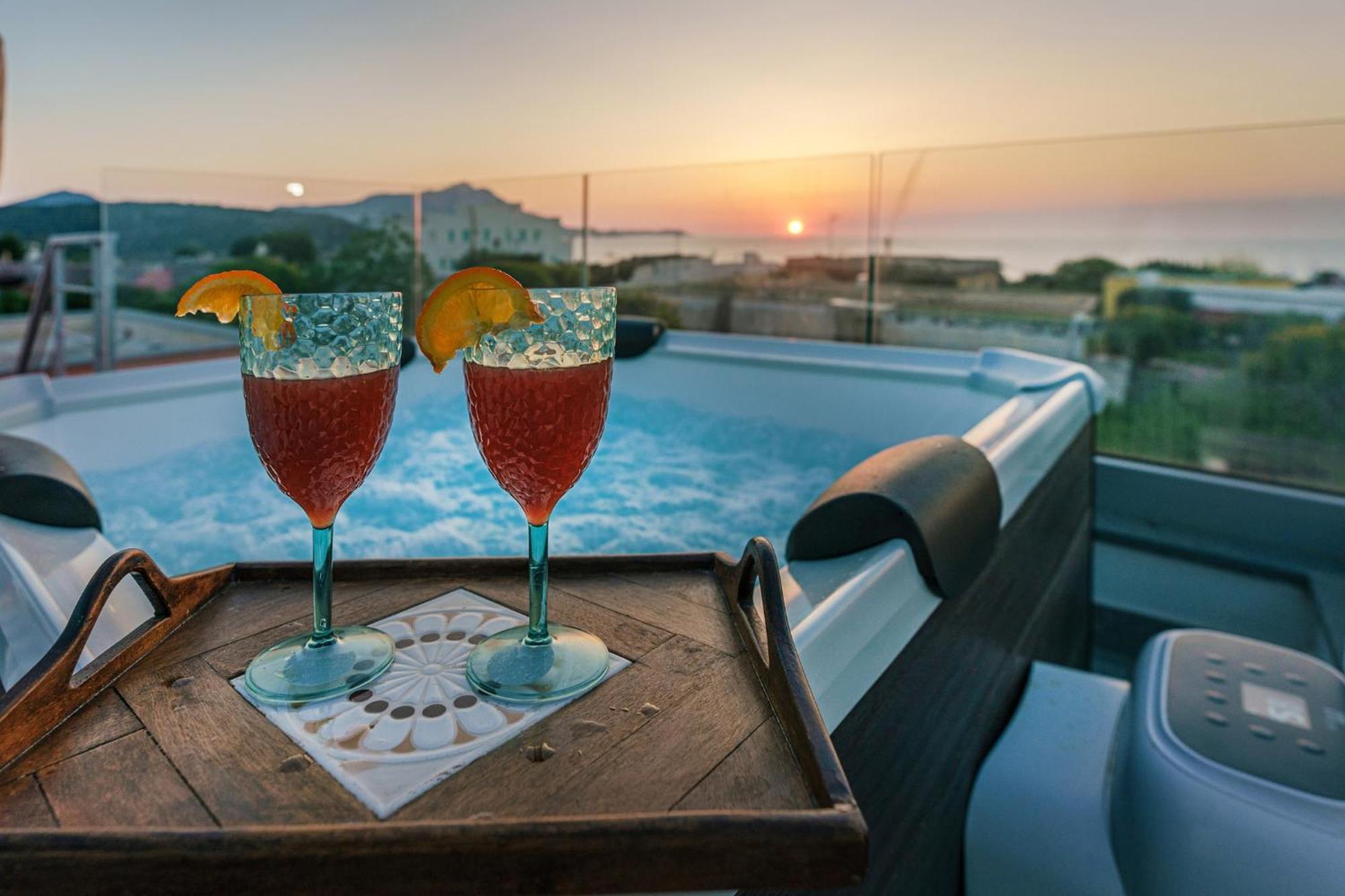 Le Rondinelle Rooms Procida Eksteriør billede