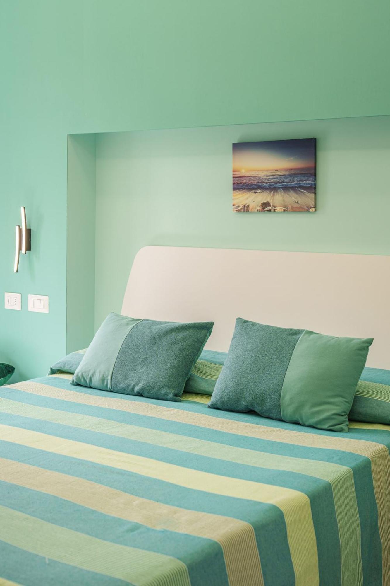 Le Rondinelle Rooms Procida Eksteriør billede