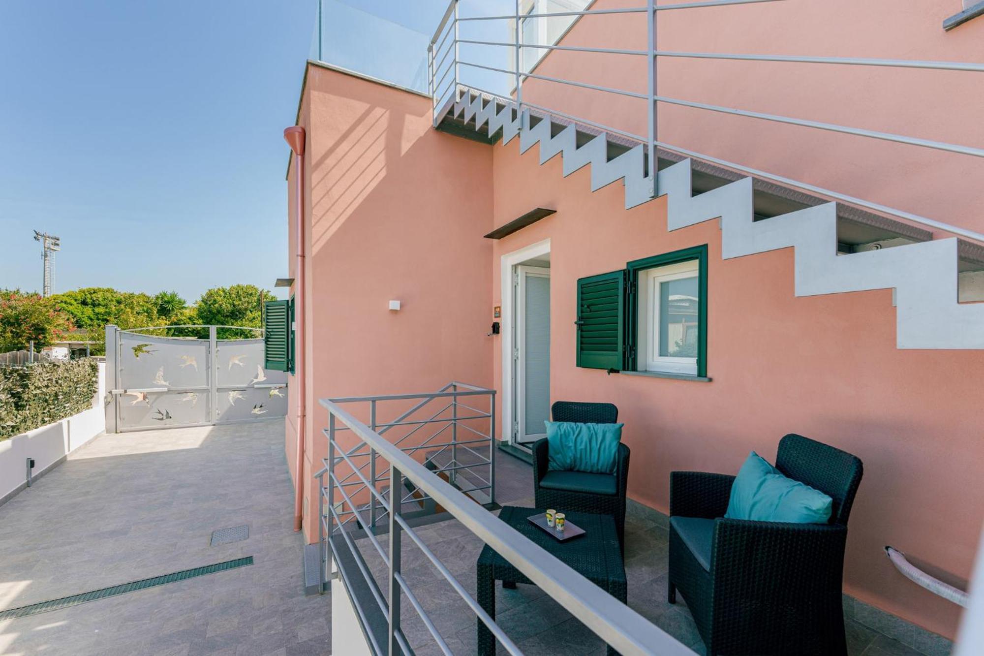 Le Rondinelle Rooms Procida Eksteriør billede