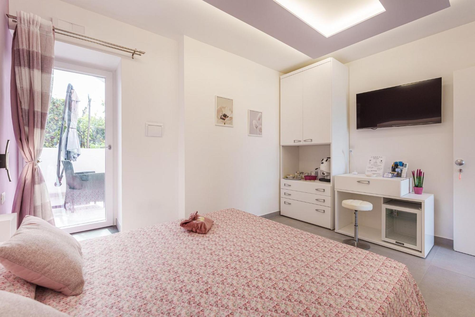 Le Rondinelle Rooms Procida Eksteriør billede